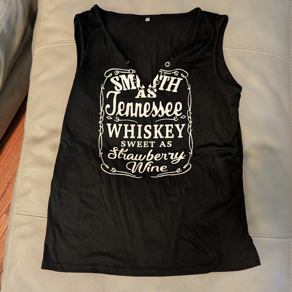 Black Graphic Women's Sleeveless Top, Large